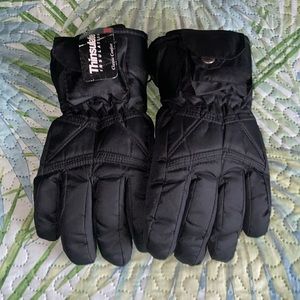 3M Thinsulate Insulation Classic Comfort Gloves BLACK